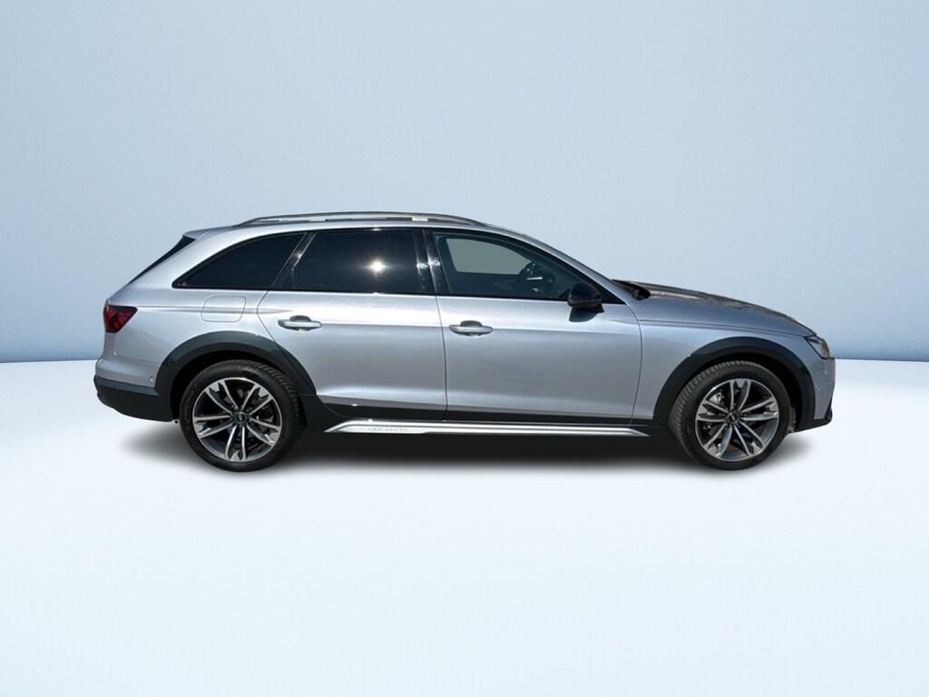Audi A4 Allroad 40 2.0 tdi mhev Identity Contrast quattro 204cv s-tronic