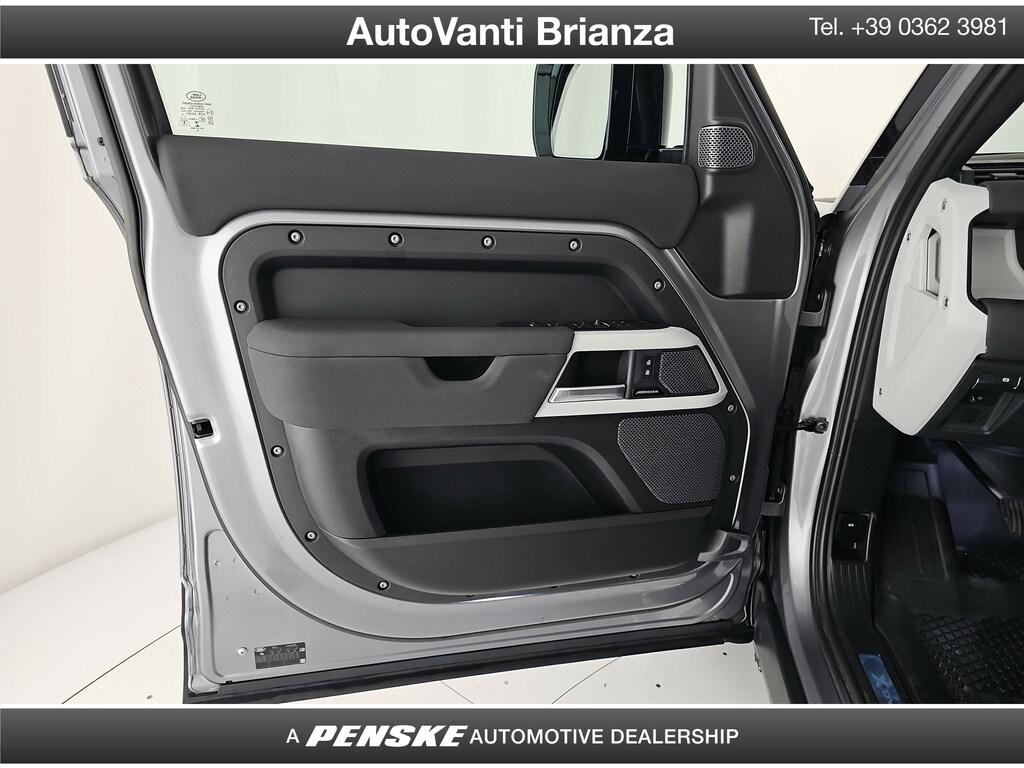 Land Rover Defender 110 3.0d i6 mhev X-Dynamic SE awd 200cv auto