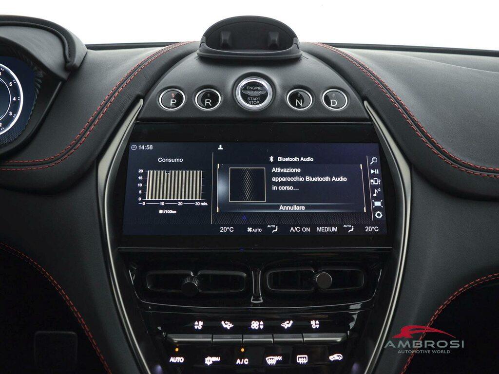 Aston Martin DBX 4.0 auto