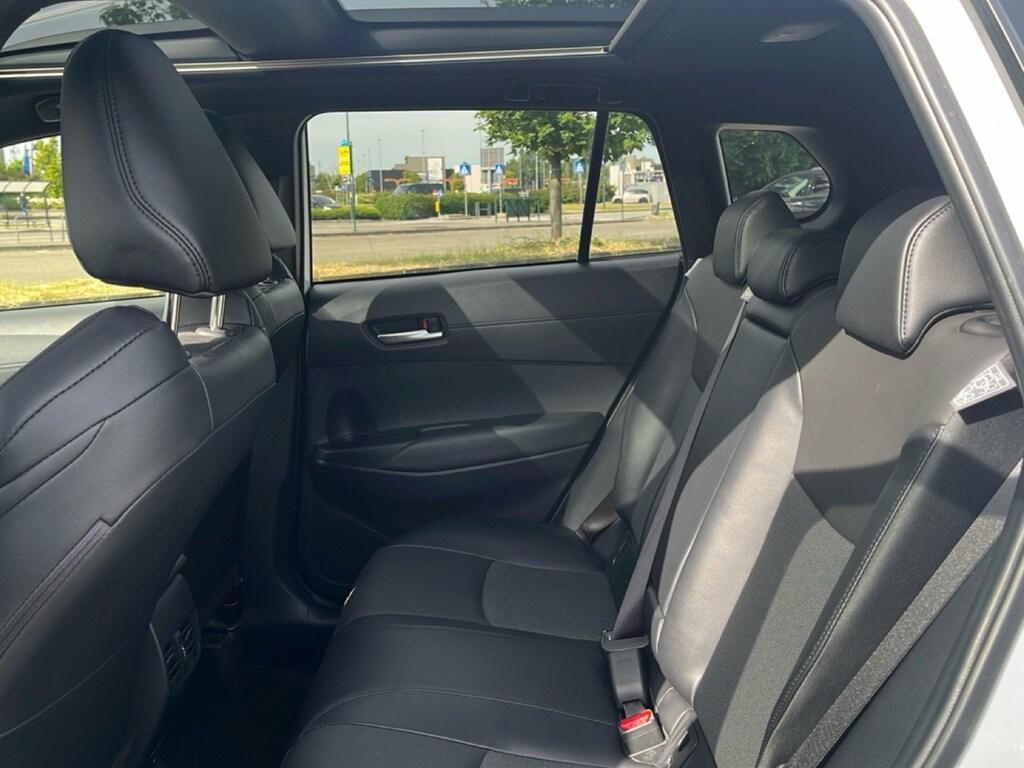 Toyota Corolla Cross 2.0h Lounge Light 4wd 197cv e-cvt
