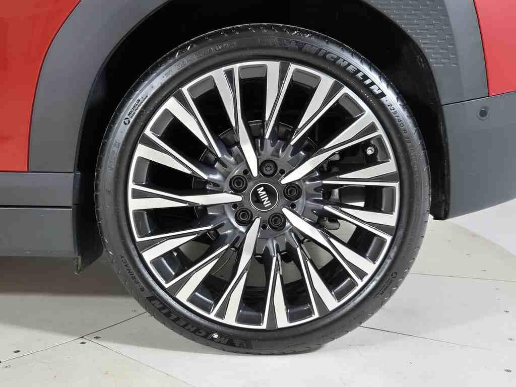 Mini Mini Aceman E Favoured