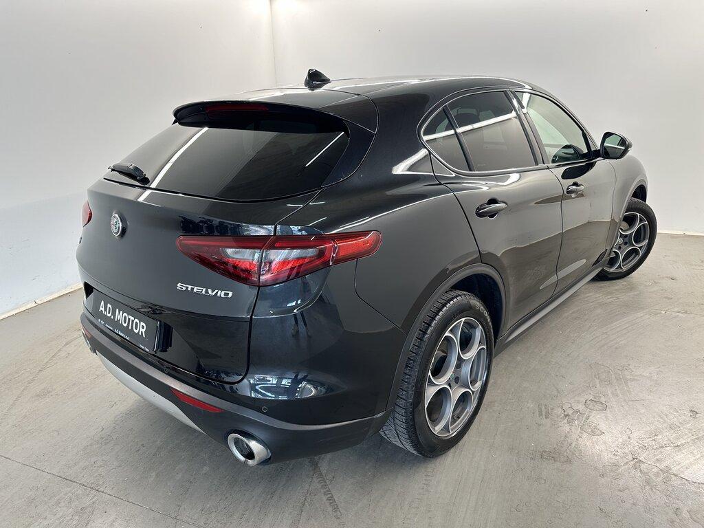 Alfa Romeo Stelvio 2.2 t Lusso Q4 210cv auto