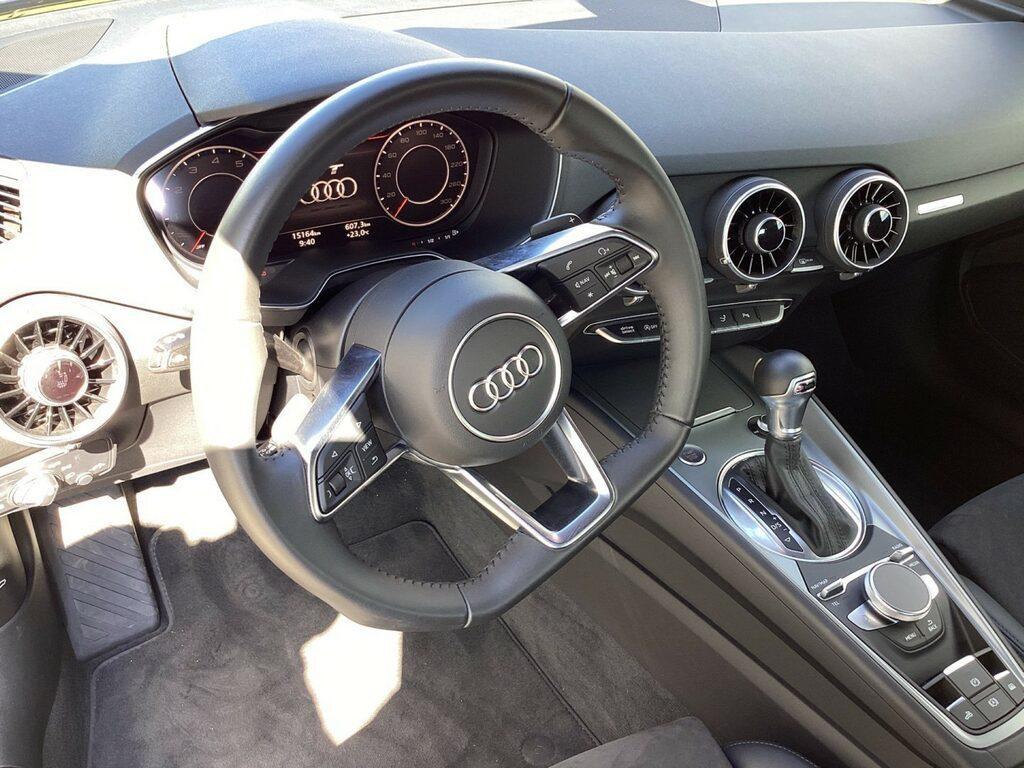 Audi TT Roadster 40 2.0 tfsi s-tronic