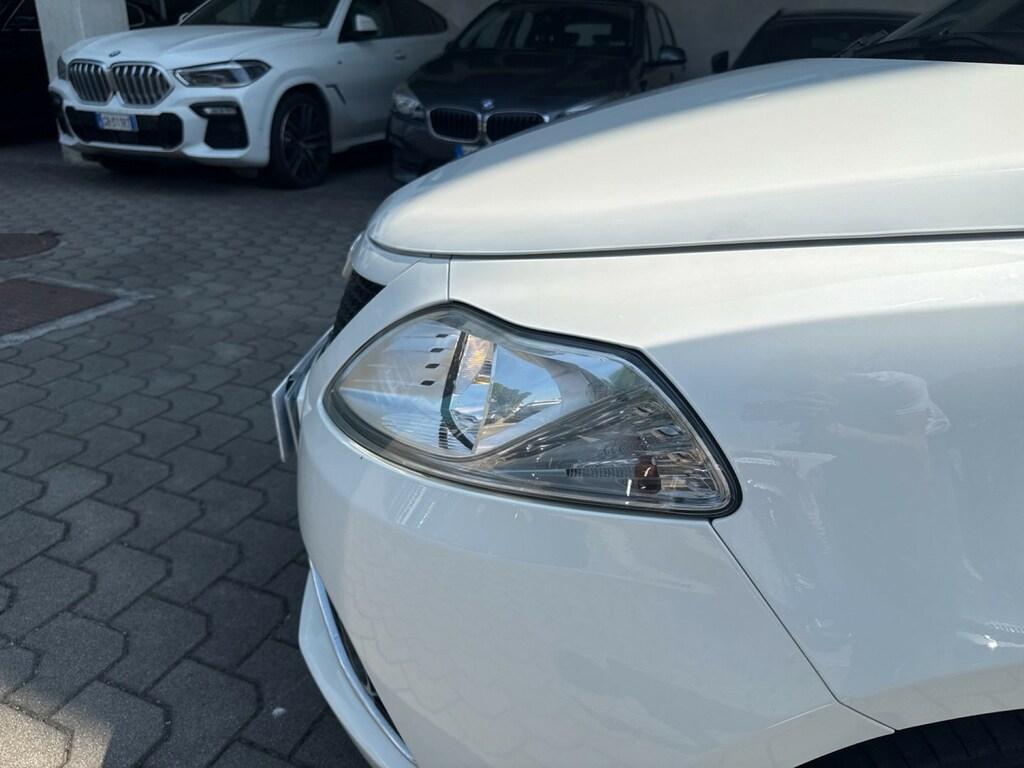 Lancia Ypsilon 1.2 Silver 69cv