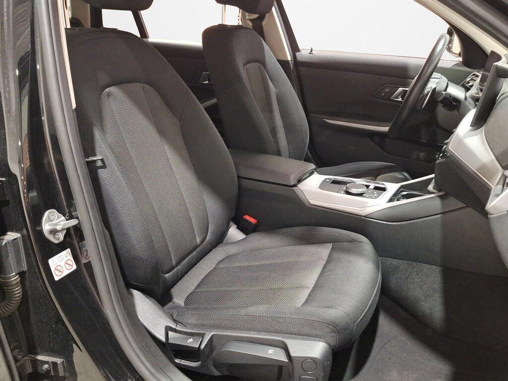 BMW Serie 3 320d Touring mhev 48V auto