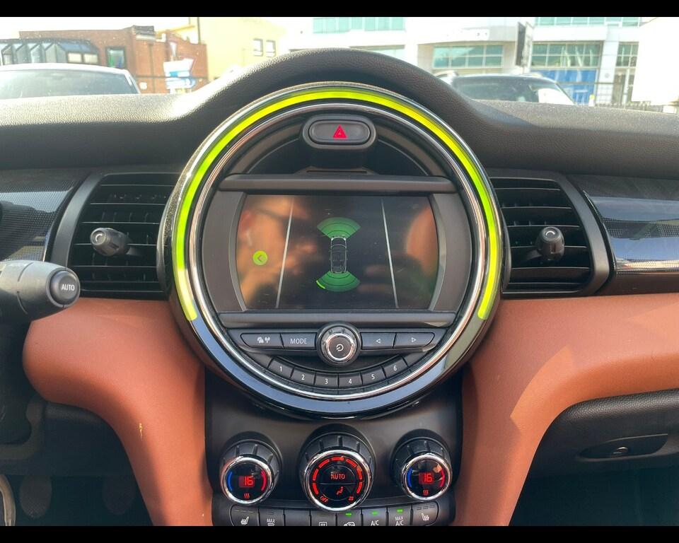 Mini Cooper Cabrio 1.5 Cooper Hype