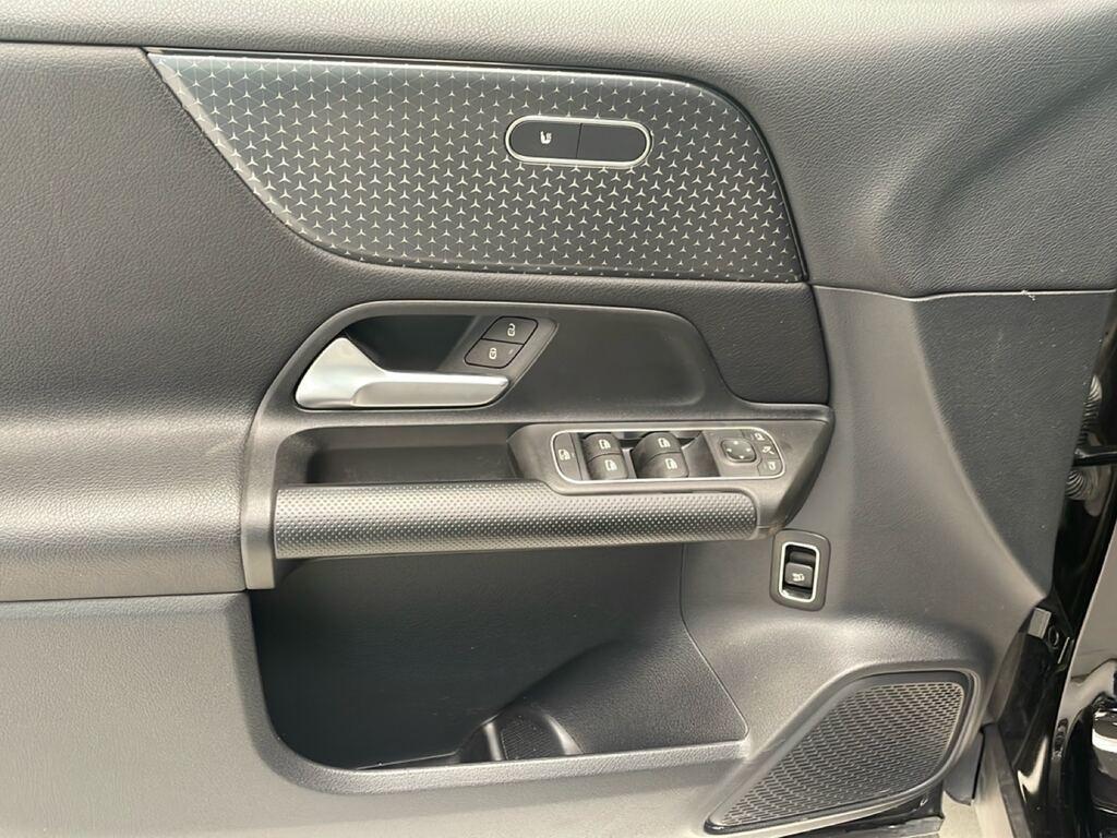 Mercedes GLB 180 d Advanced auto
