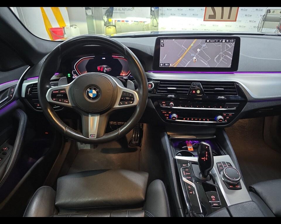 BMW Serie 5 520d mhev 48V xdrive Msport auto