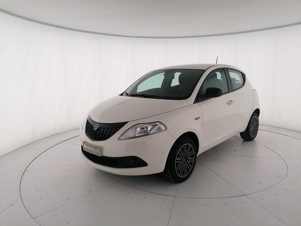 Lancia Ypsilon 1.0 firefly hybrid Silver s&s 70cv 5p.ti