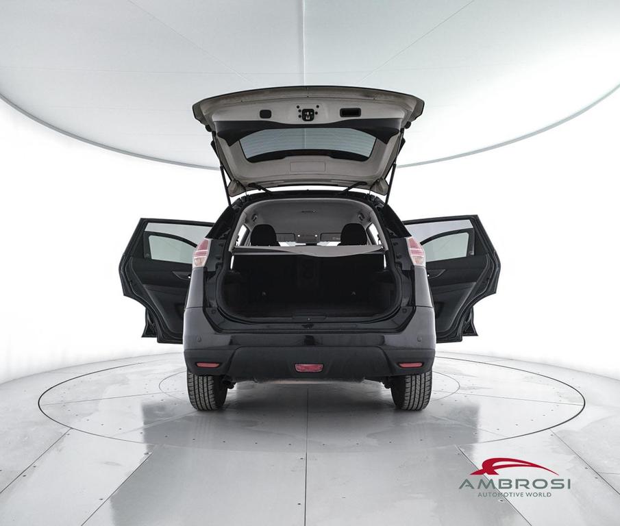 Nissan X-Trail 1.6 dci Tekna 2wd xtronic E6