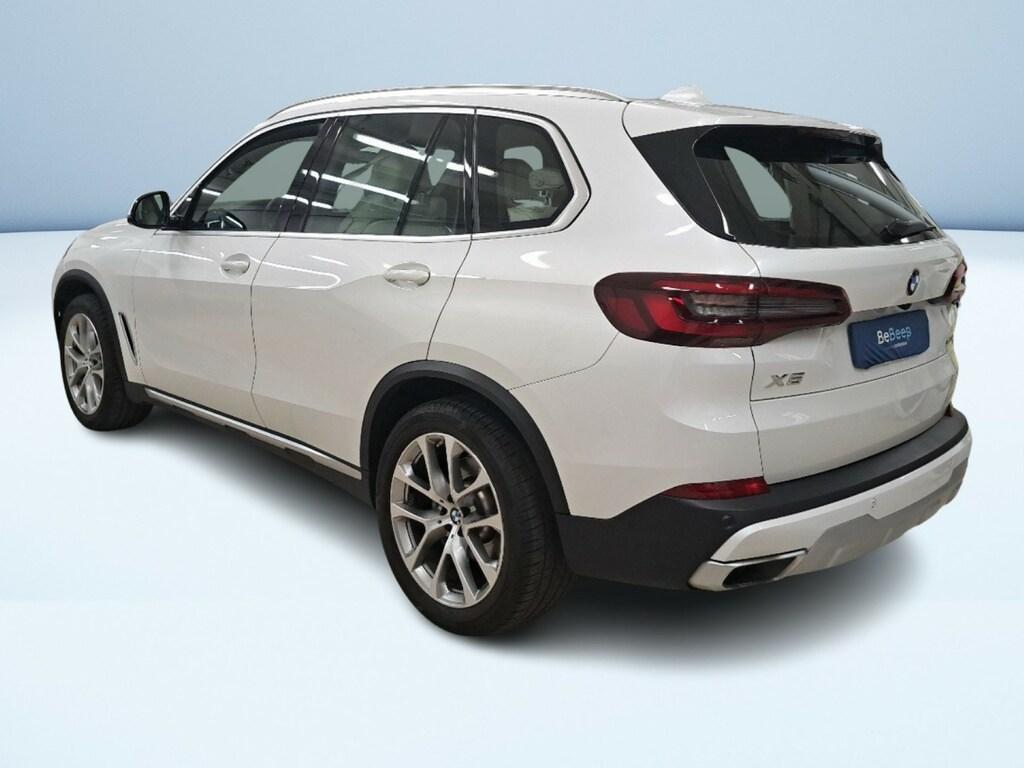 BMW X5 xdrive40d mhev 48V xLine auto