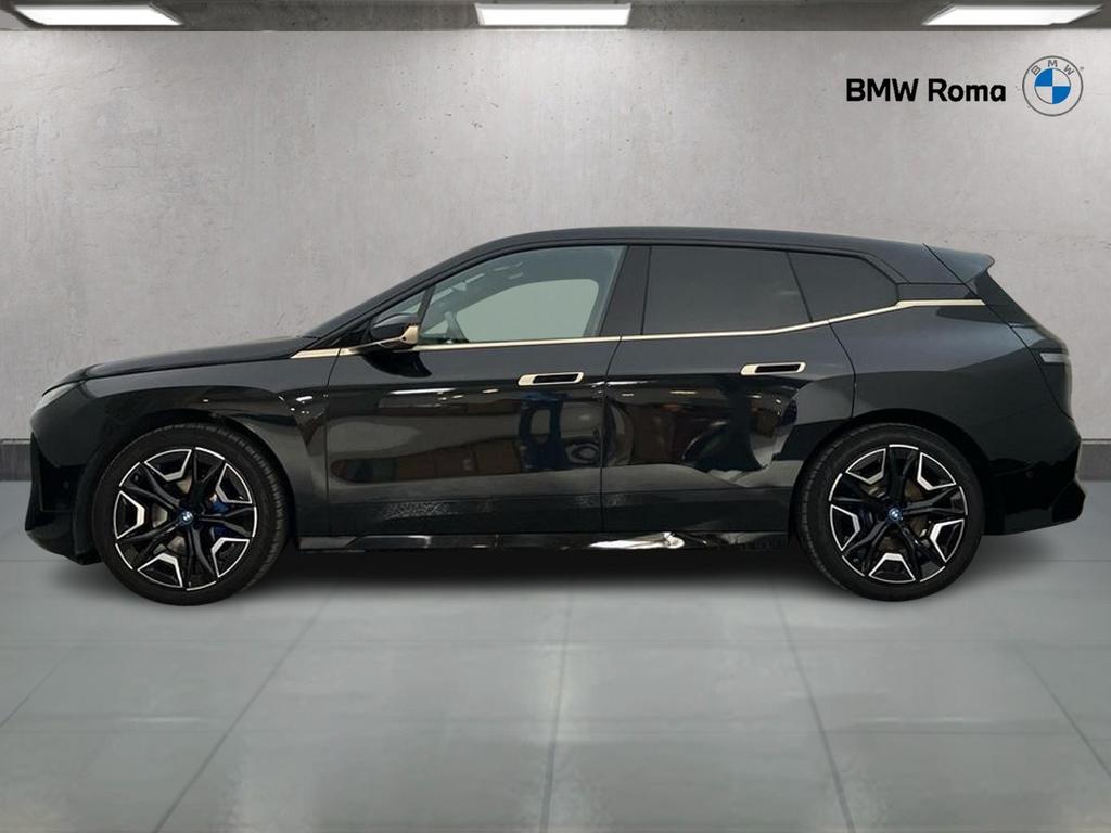 BMW iX xdrive40 pacchetto sportivo