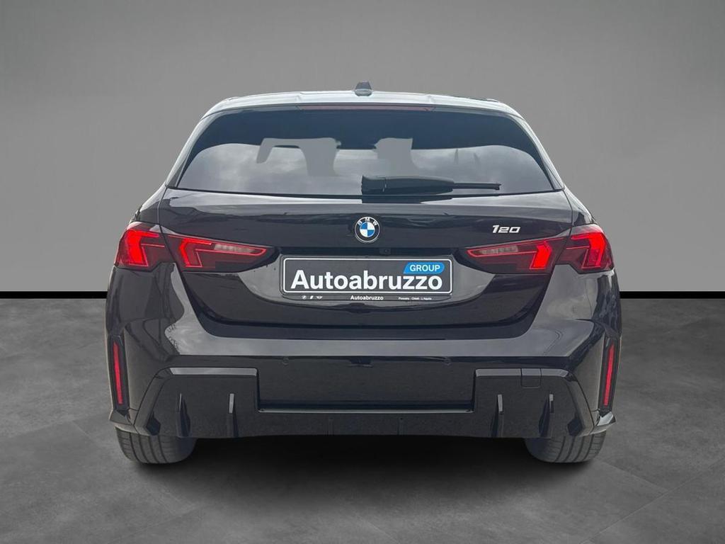 BMW Serie 1 120 48V MSport auto