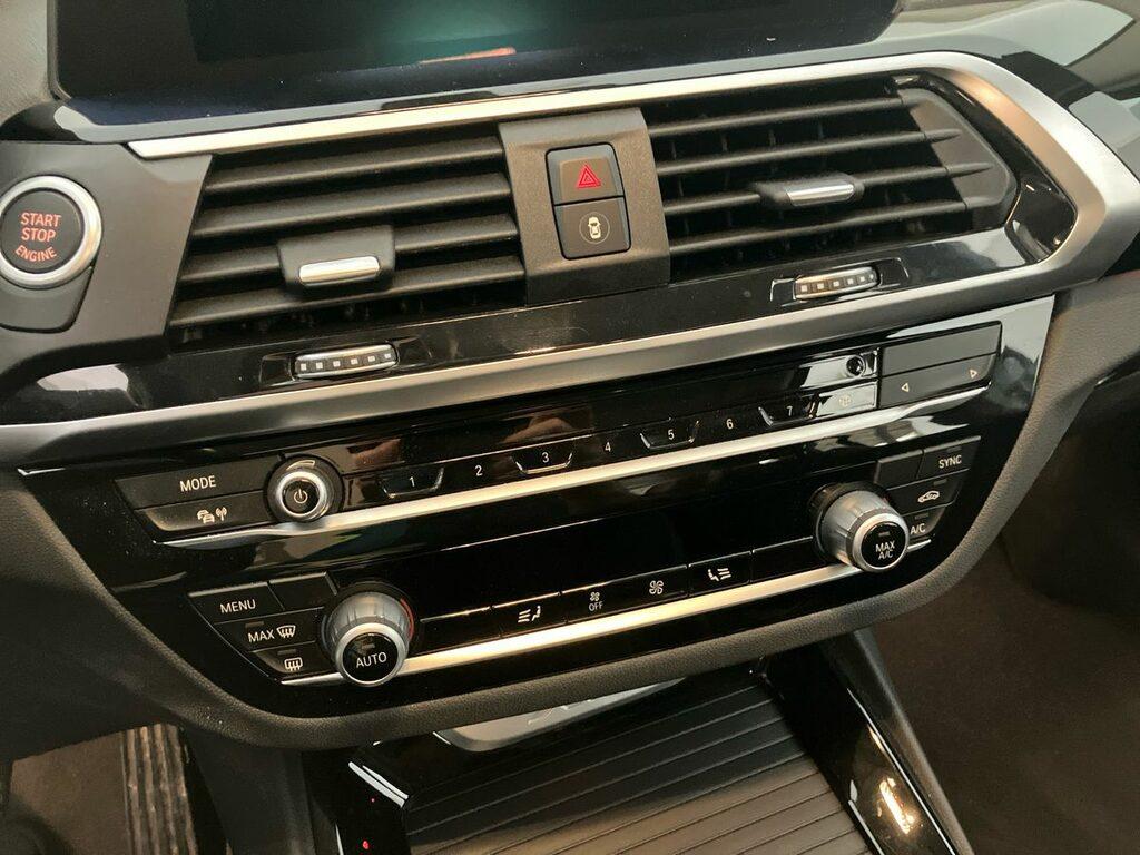 BMW X3 xdrive20d mhev 48V xLine auto