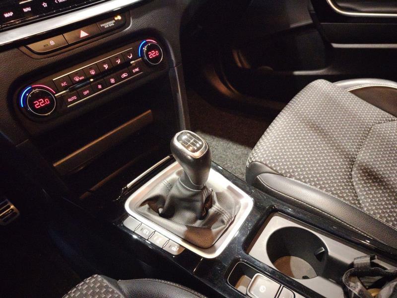 Kia Xceed 1.0 t-gdi High Tech Gpl 117cv