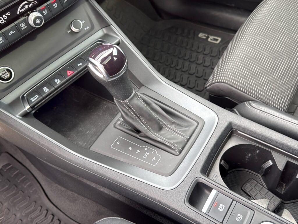 Audi Q3 Sportback 40 2.0 tdi Identity Black quattro 193cv s-tronic