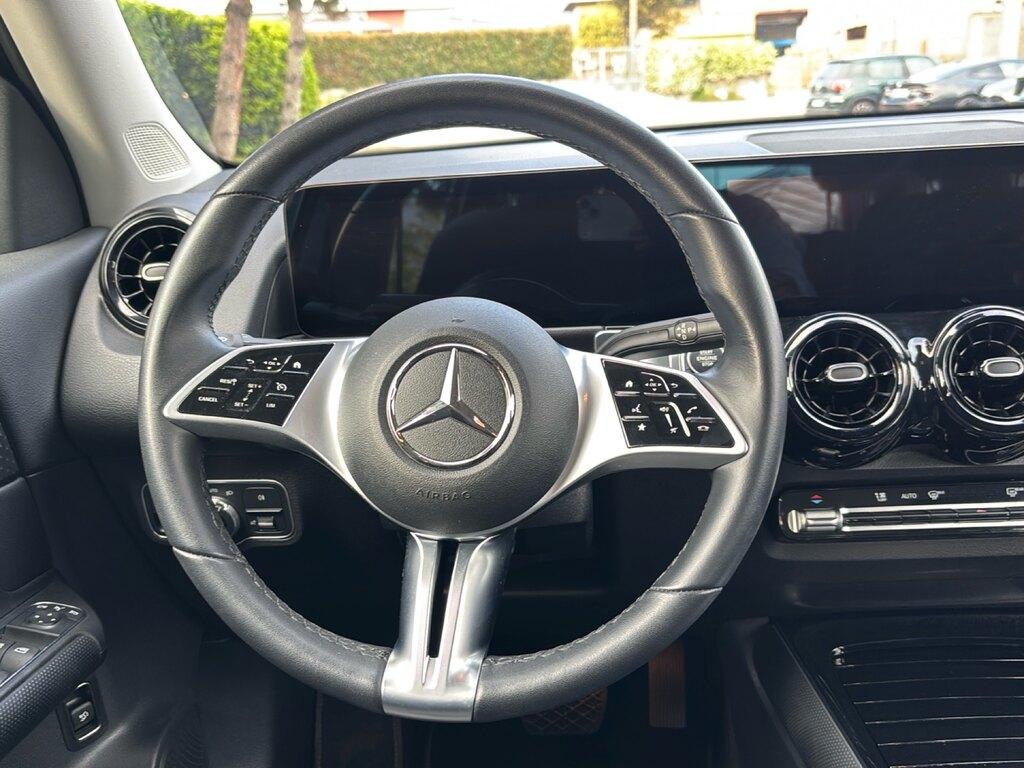 Mercedes GLB 180 d Advanced auto
