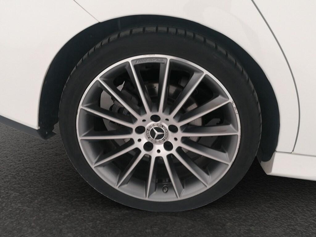 Mercedes CLA Shooting Brake 180 Premium auto