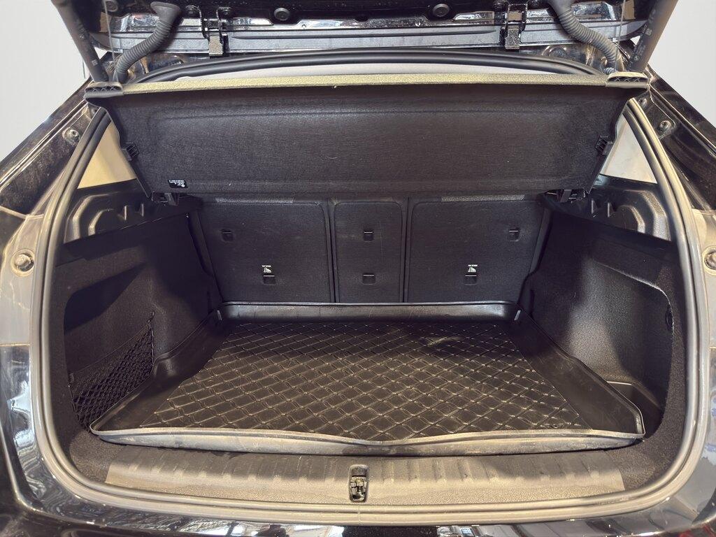 BMW X1 xdrive23i mhev 48V auto