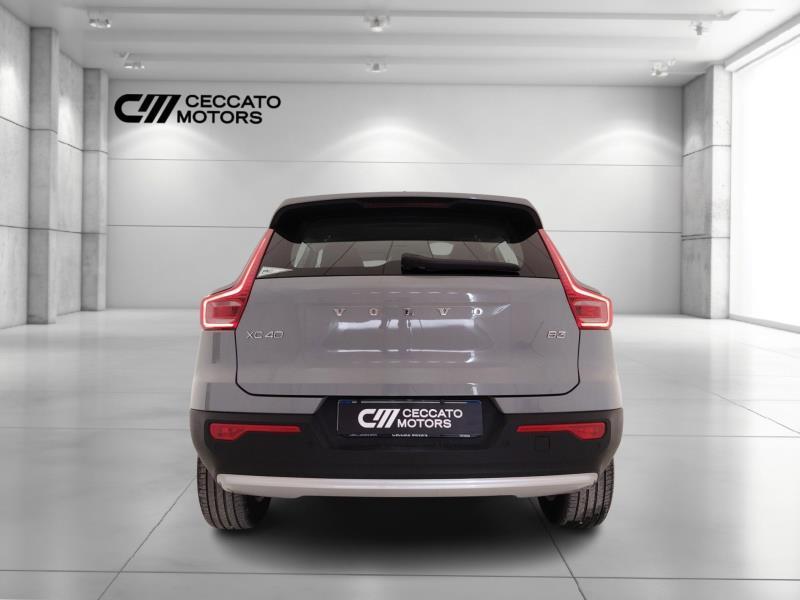 Volvo XC40 2.0 b3 Essential auto