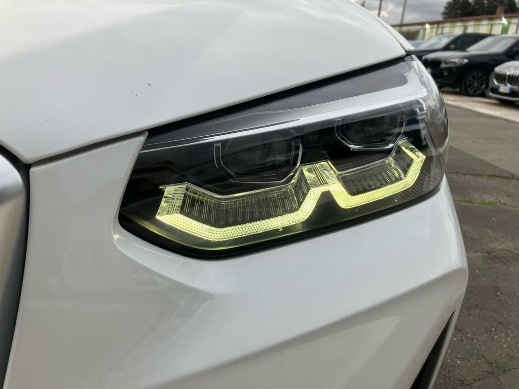 BMW X3 xdrive20d mhev 48V auto