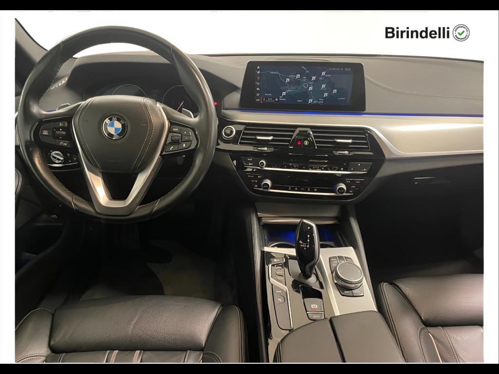 BMW Serie 5 530e Luxury auto