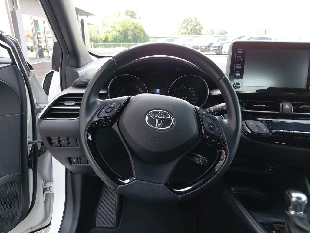 Toyota C-HR 1.8h Active e-cvt