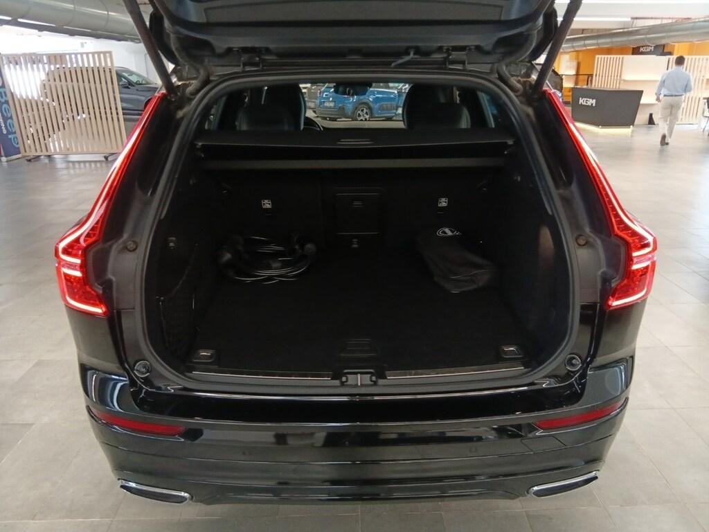 Volvo XC60 2.0 T6 plug-in Hybrid R-design awd auto