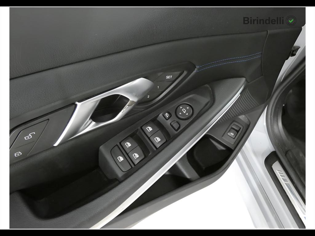 BMW Serie 3 320d mhev 48V xdrive M Sport Pro auto