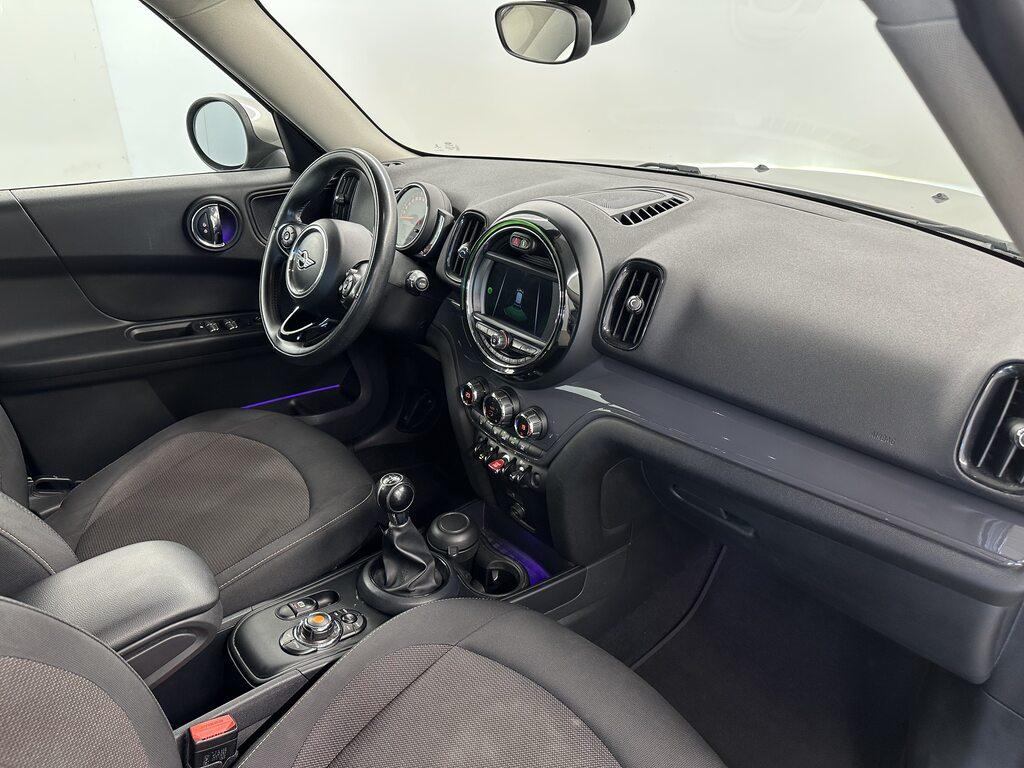 Mini Cooper 1.5 Baker Street