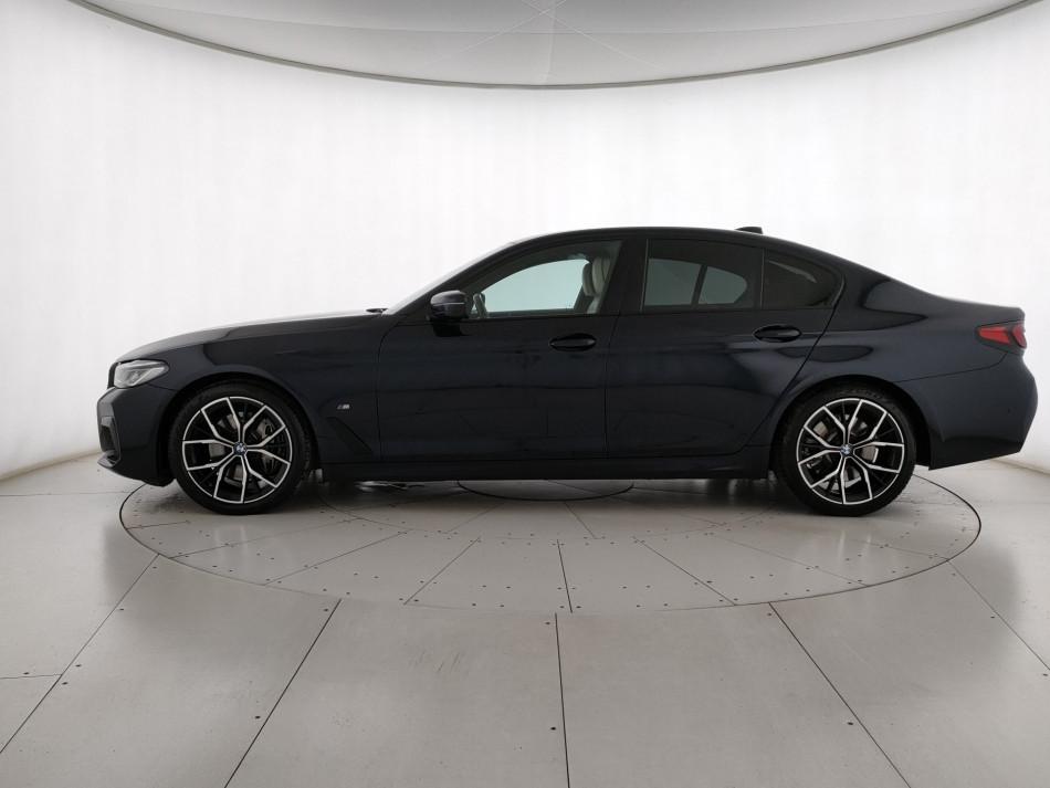 BMW Serie 5 530d Touring mhev 48V xdrive Msport auto