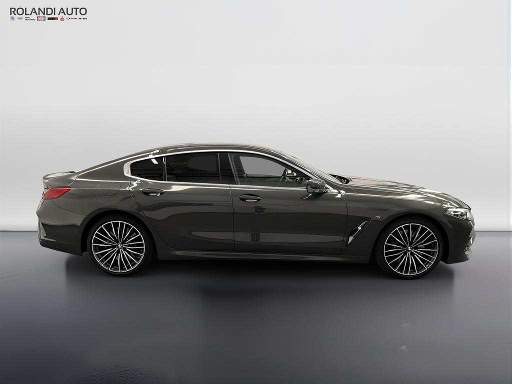 BMW Serie 8 840d Gran Coupe mhev 48V xdrive Individual Composition Msport auto