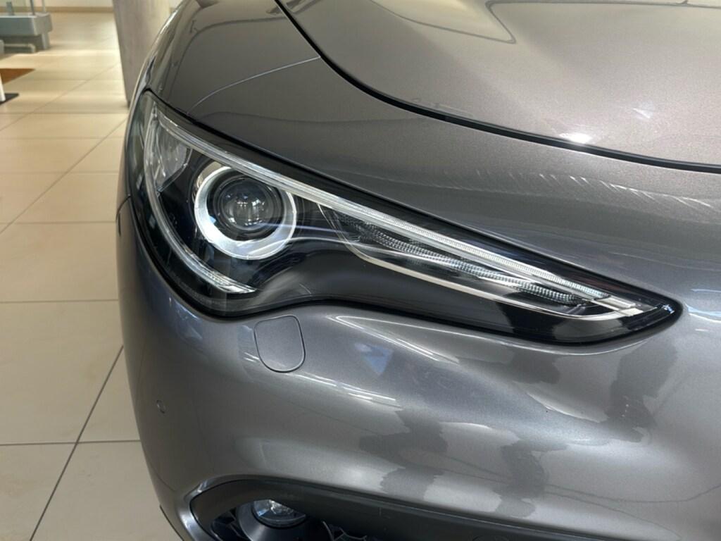 Alfa Romeo Stelvio 2.2 t Executive Q4 210cv auto