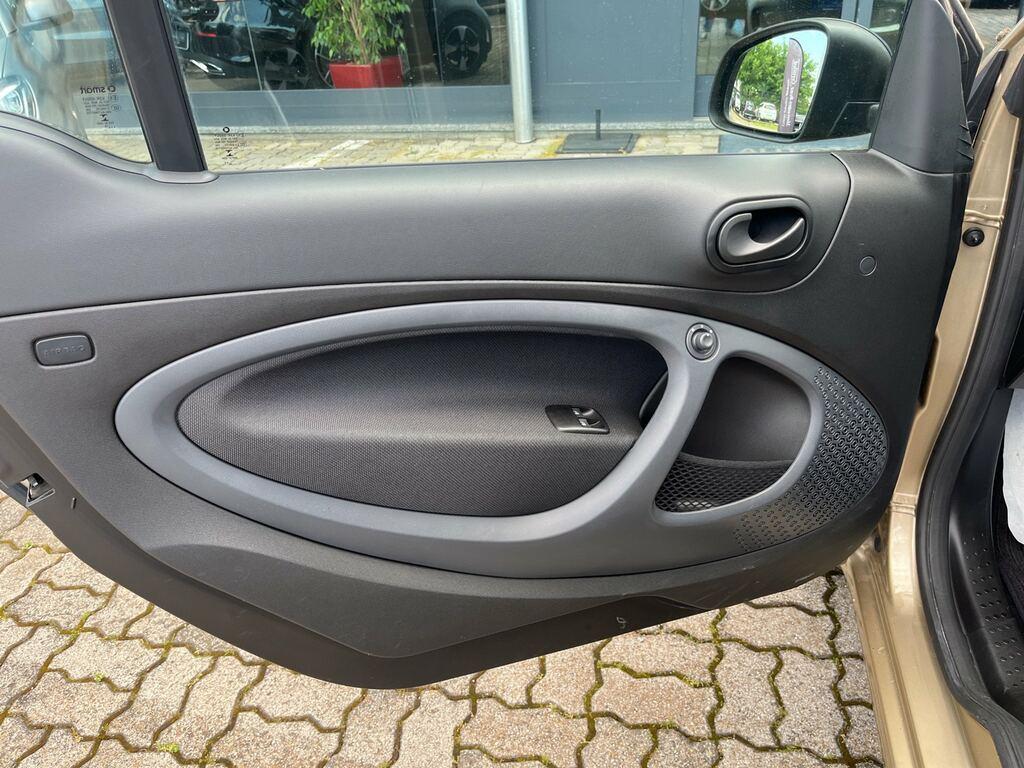 Smart fortwo Cabrio eq Pure 22kW