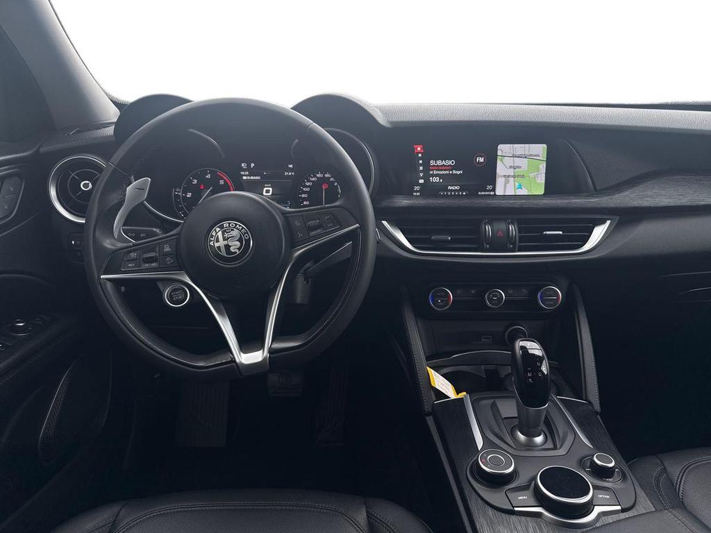 Alfa Romeo Stelvio 2.2 t B-Tech Q4 210cv auto