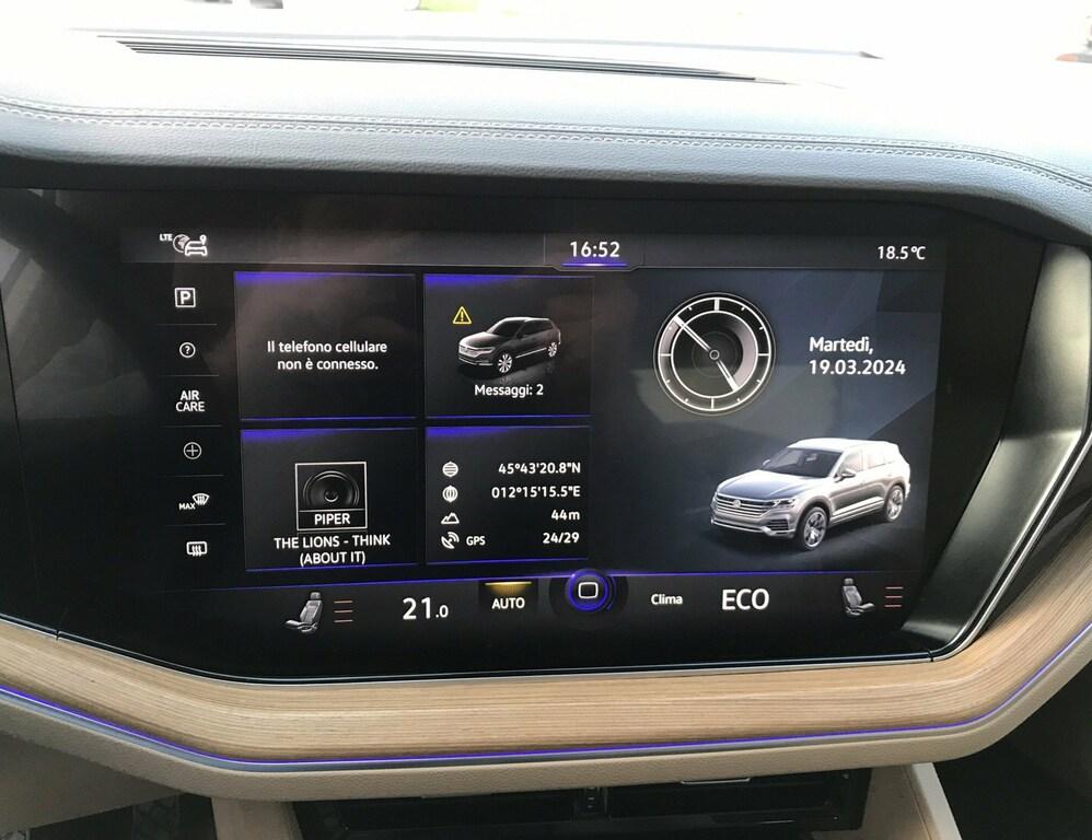 Volkswagen Touareg 3.0 V6 tsi ehybrid Atmosphere tiptronic