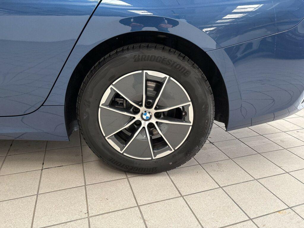 BMW Serie 3 318d mhev 48V auto