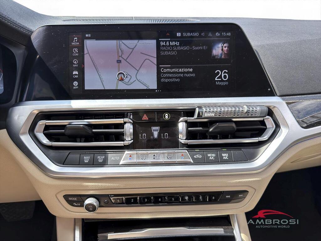 BMW Serie 3 320d Touring mhev 48V Luxury auto