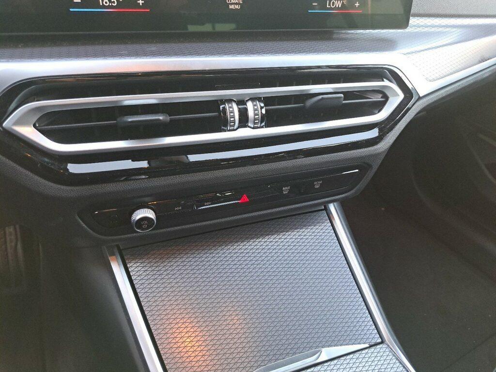 BMW Serie 3 320d Touring mhev 48V Msport xdrive auto