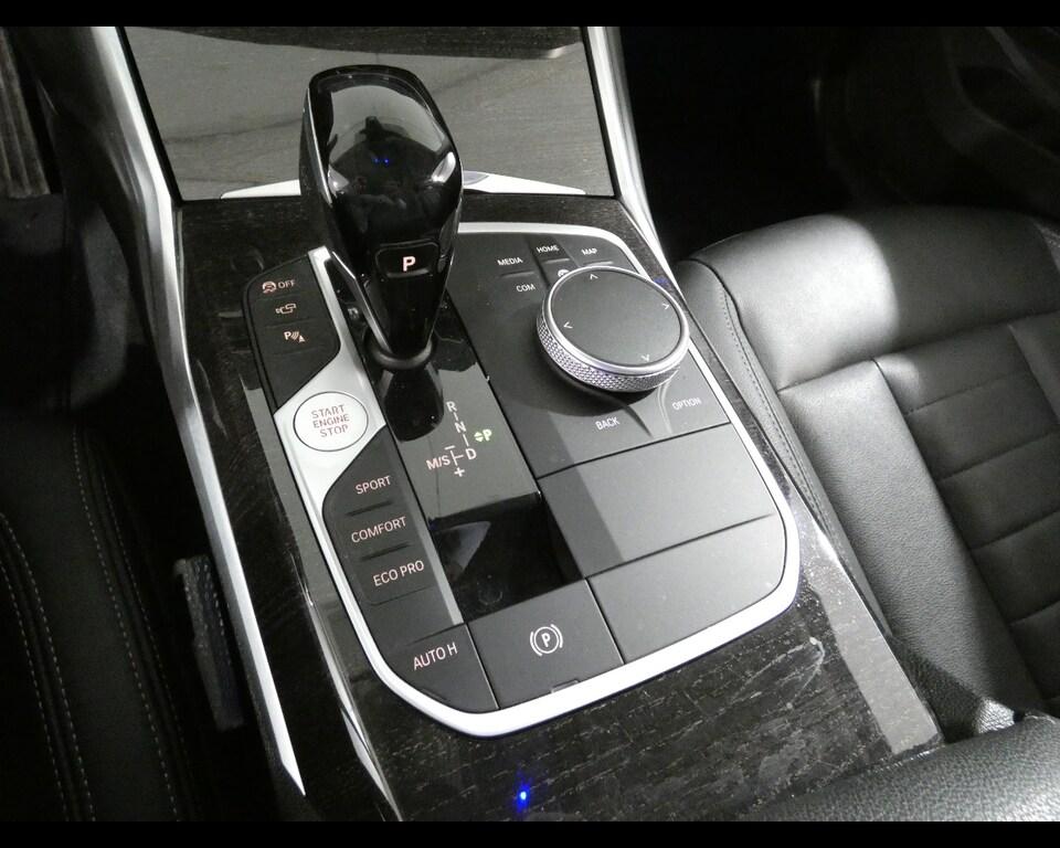 BMW Serie 3 320d Touring mhev 48V Luxury auto