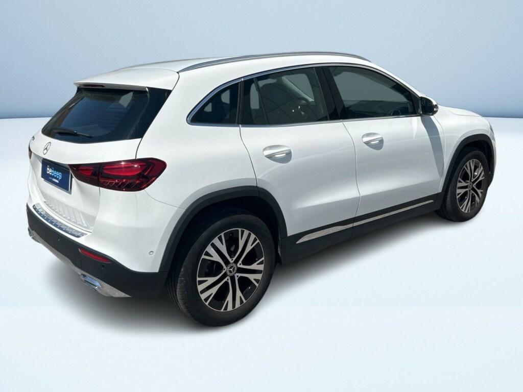 Mercedes GLA 180 d Progressive Advanced auto
