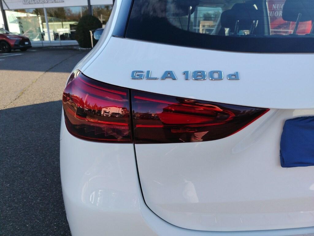 Mercedes GLA 180 d Advanced auto