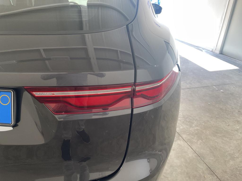 Jaguar F-Pace 2.0 D163 R-Dynamic S awd auto