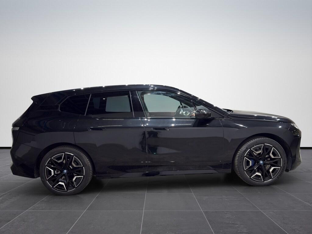 BMW iX xdrive50 pacchetto sportivo