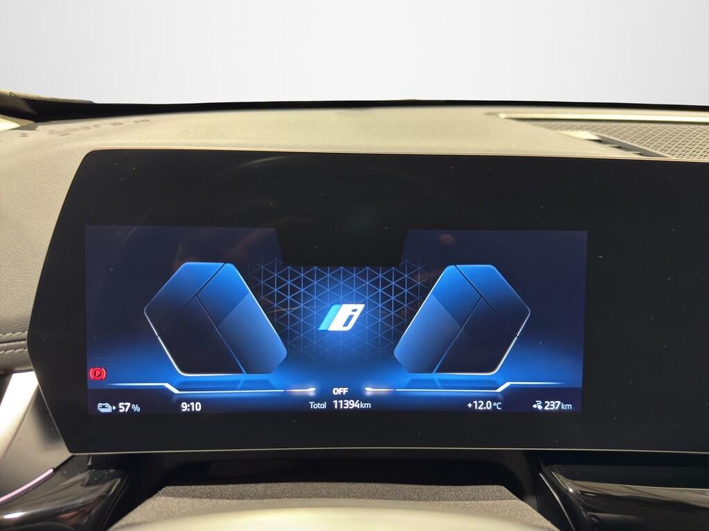 BMW iX1 edrive 20 X-Line