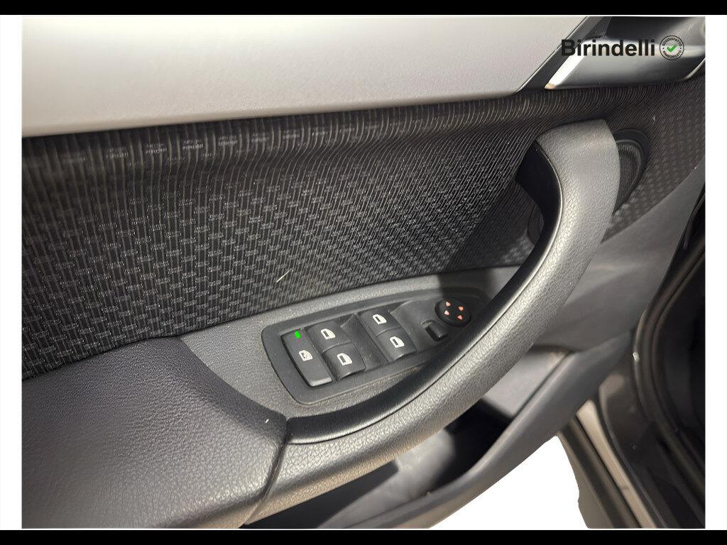 BMW X1 sdrive18i Advantage 136cv