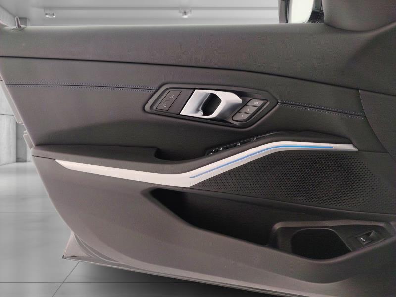 BMW Serie 3 320d mhev 48V xdrive M Sport Pro auto