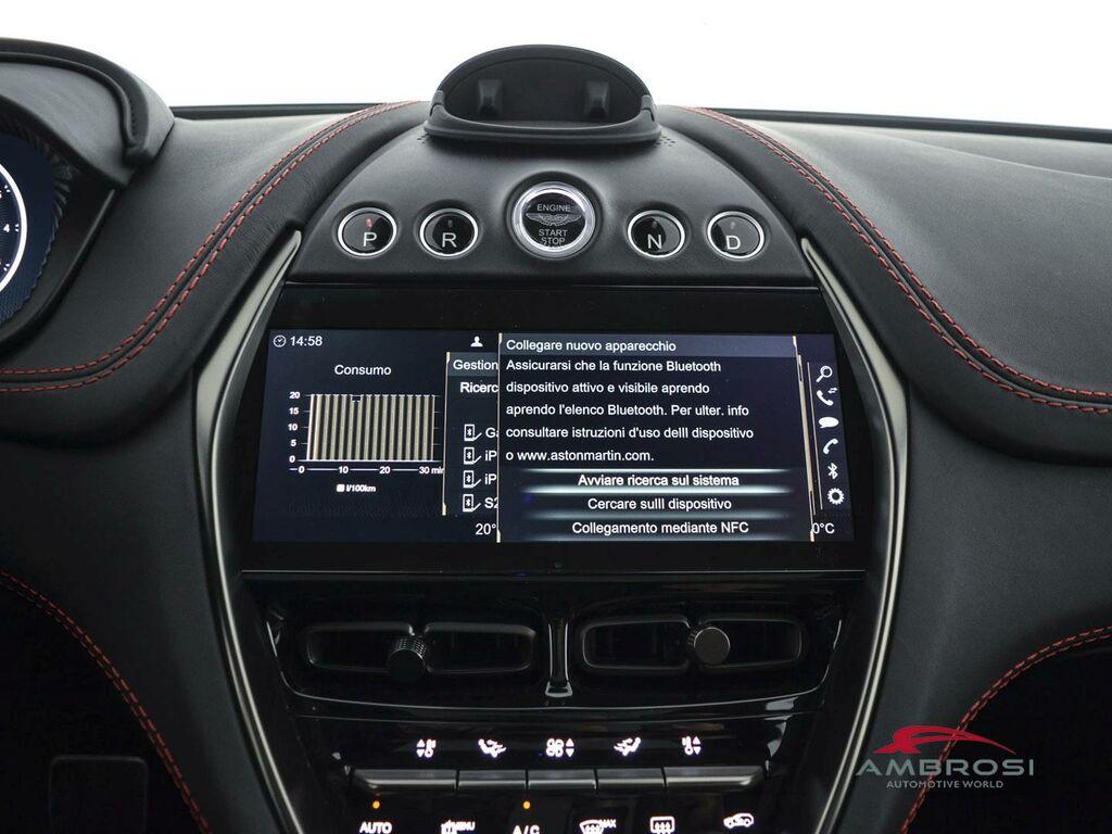 Aston Martin DBX 4.0 auto