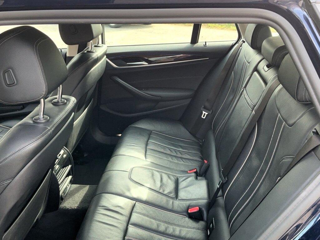 BMW Serie 5 530d Touring mhev 48V xdrive Luxury auto
