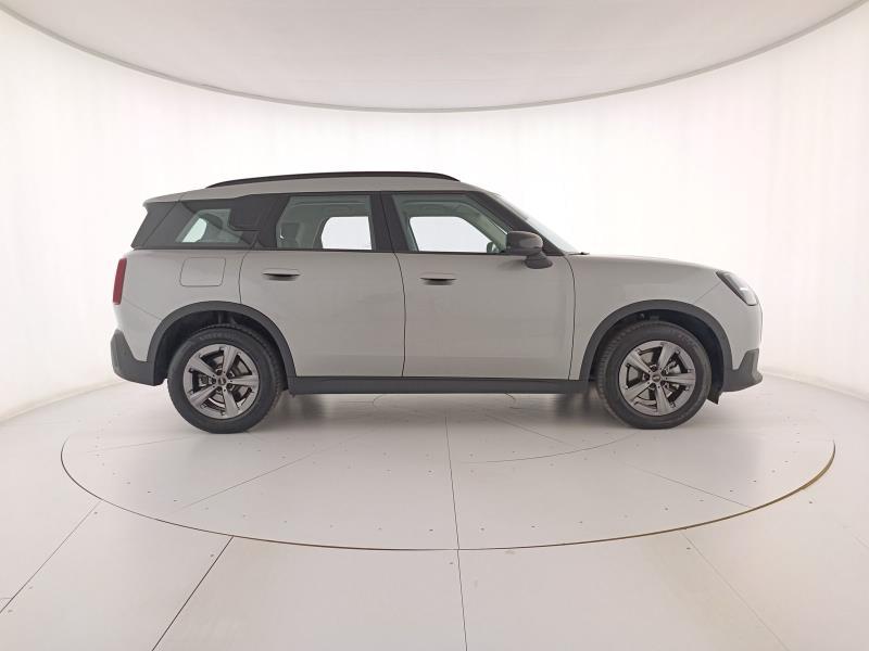 Mini Mini Countryman 2.0 48V D Essential auto